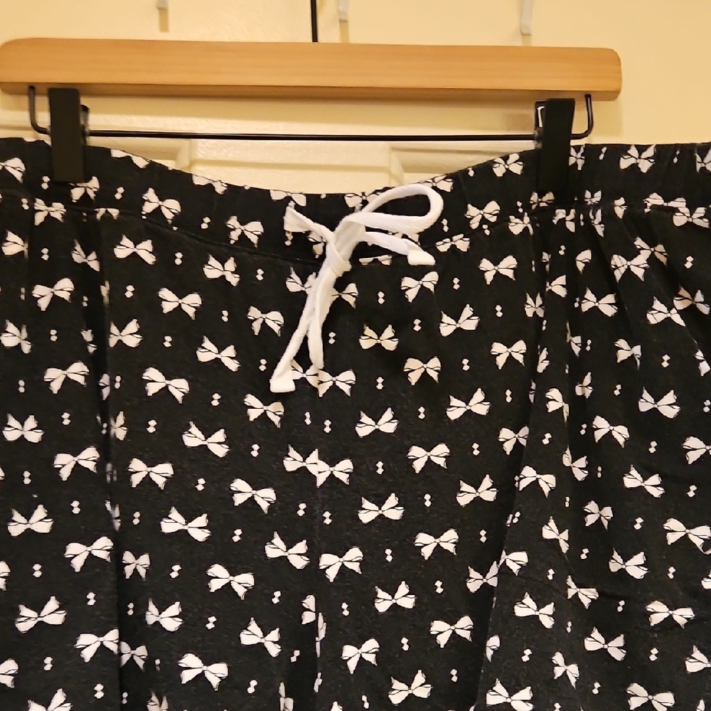 Cacique Black and White Bow Print Pajama Shorts - Picture 4 of 7